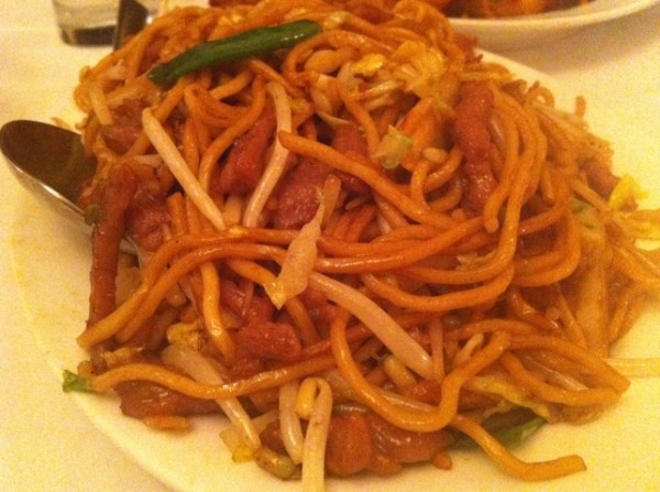 Beef lo mein from Wu Liang Ye